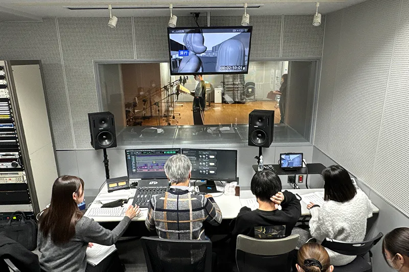 アニメーション・CG科×声優科×放送音響科コラボ！オリジナルアニメのアフレコ収録を実施